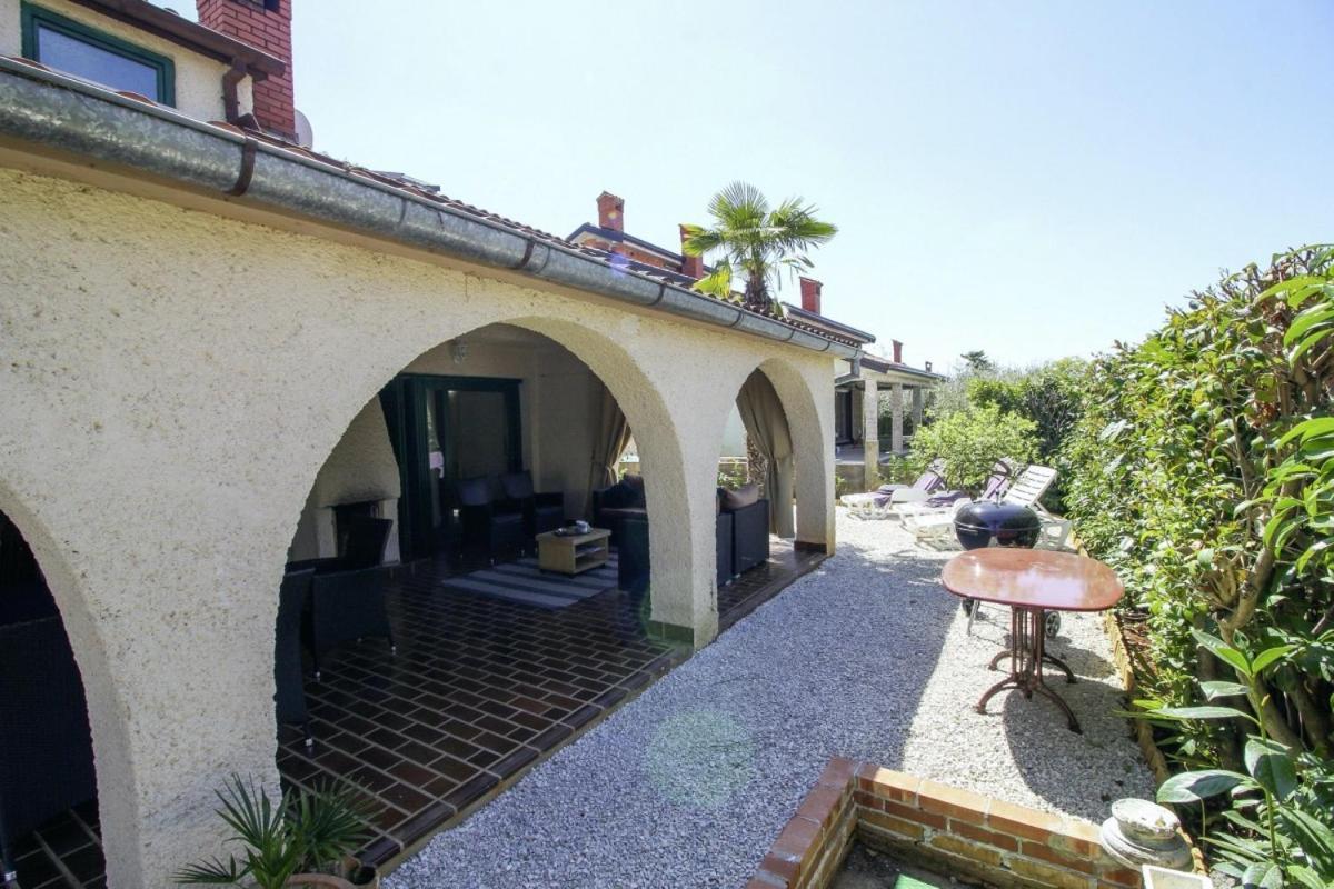 Casa Parenzana In Porec - Haus Fuer 7-9 Personen Εξωτερικό φωτογραφία
