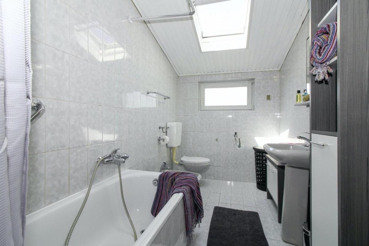 Casa Parenzana In Porec - Haus Fuer 7-9 Personen Εξωτερικό φωτογραφία